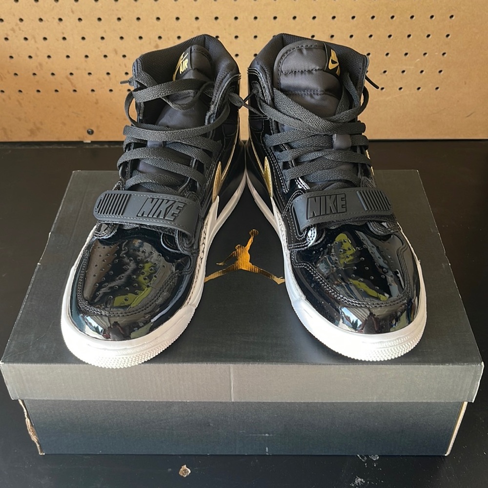 Jordan Legacy 312